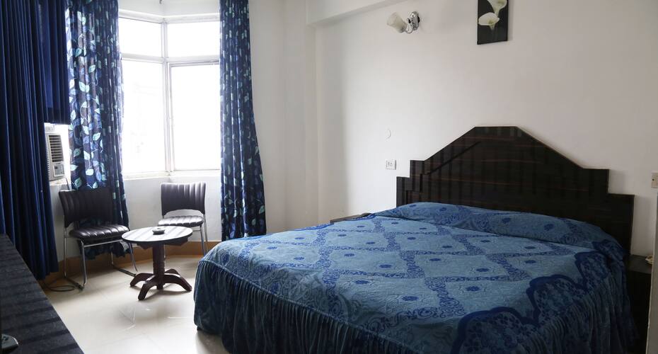 Hotel Malti By RoomsInc, Katra 4